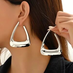 Elegant Silver Geometric Earrings
